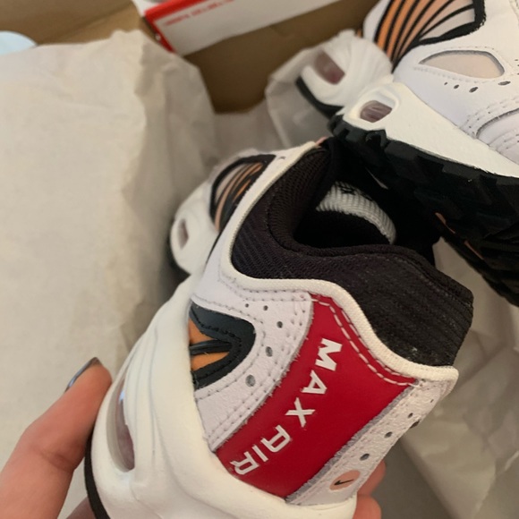 W air max brand new - Picture 4 of 4